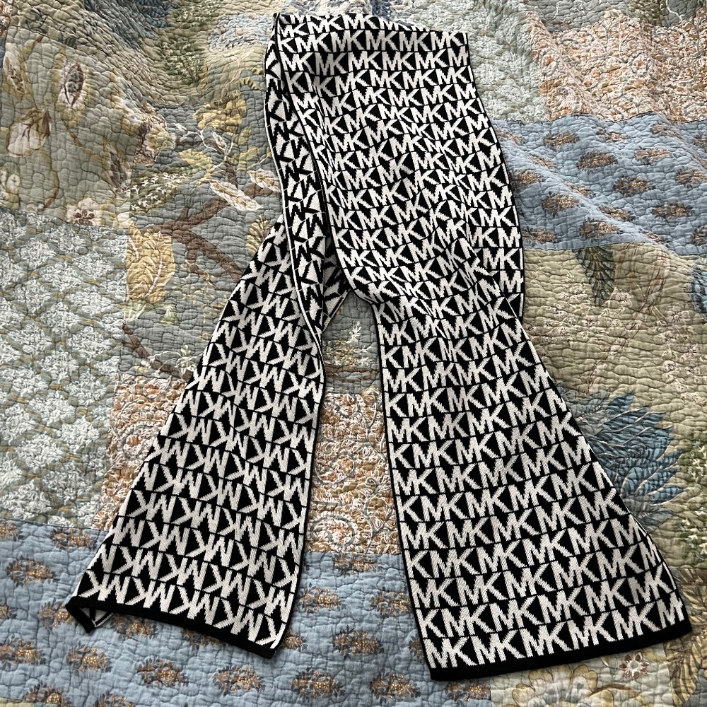 Michael Kors black and white monogram scarf